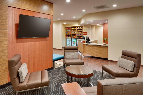 TownePlace Suites by Marriott Clovis image 5